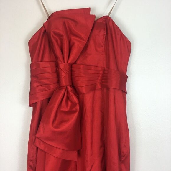 Fame and Partners Strapless Column Gown with Big Bow and High Slit - Picture 2 of 9